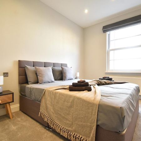 Stunning 2 Bed Apartment London Exteriör bild