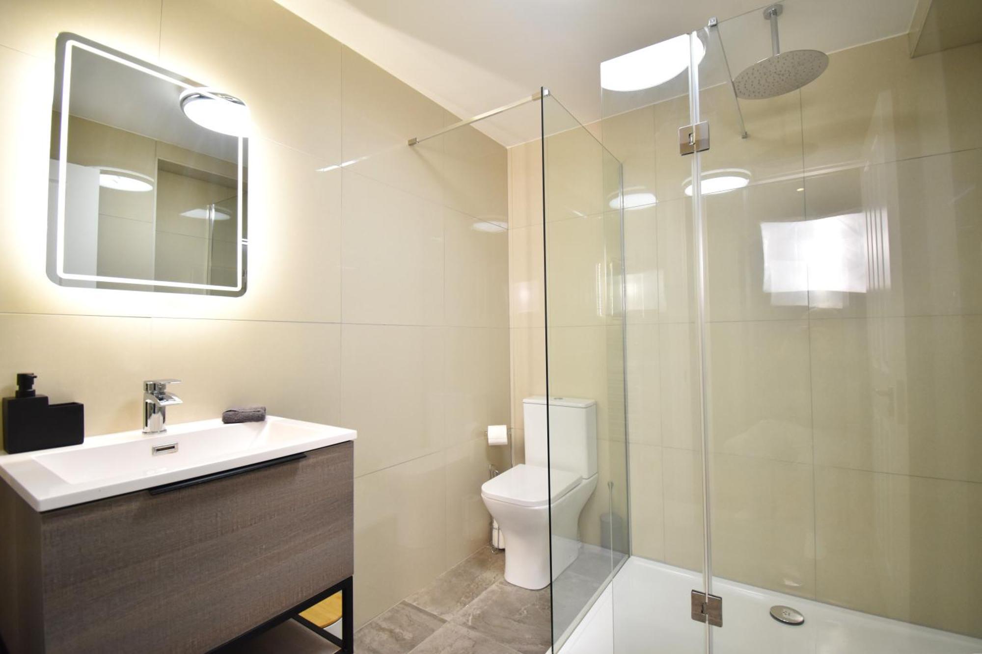 Stunning 2 Bed Apartment London Exteriör bild