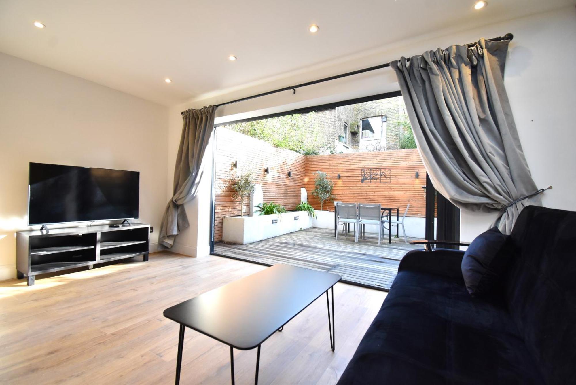 Stunning 2 Bed Apartment London Exteriör bild