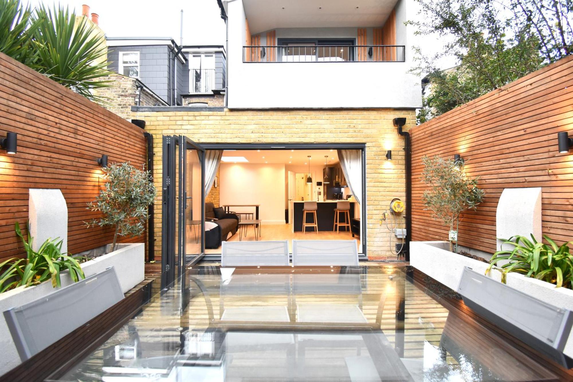 Stunning 2 Bed Apartment London Exteriör bild